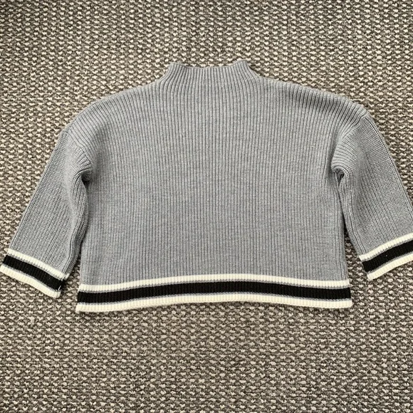 SHEIN Mock Neck Cropped Sweater - Picture 6 of 6